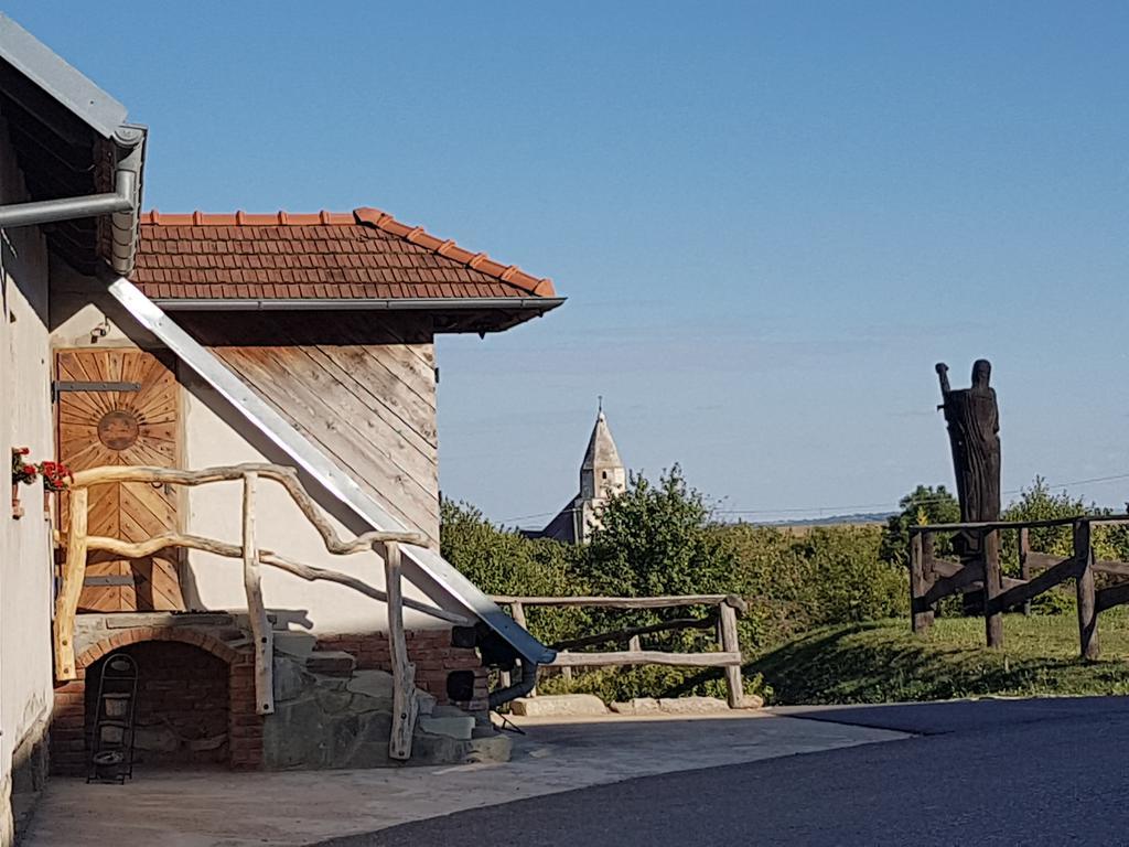 Osada Havranu Hotel Hnanice  Luaran gambar