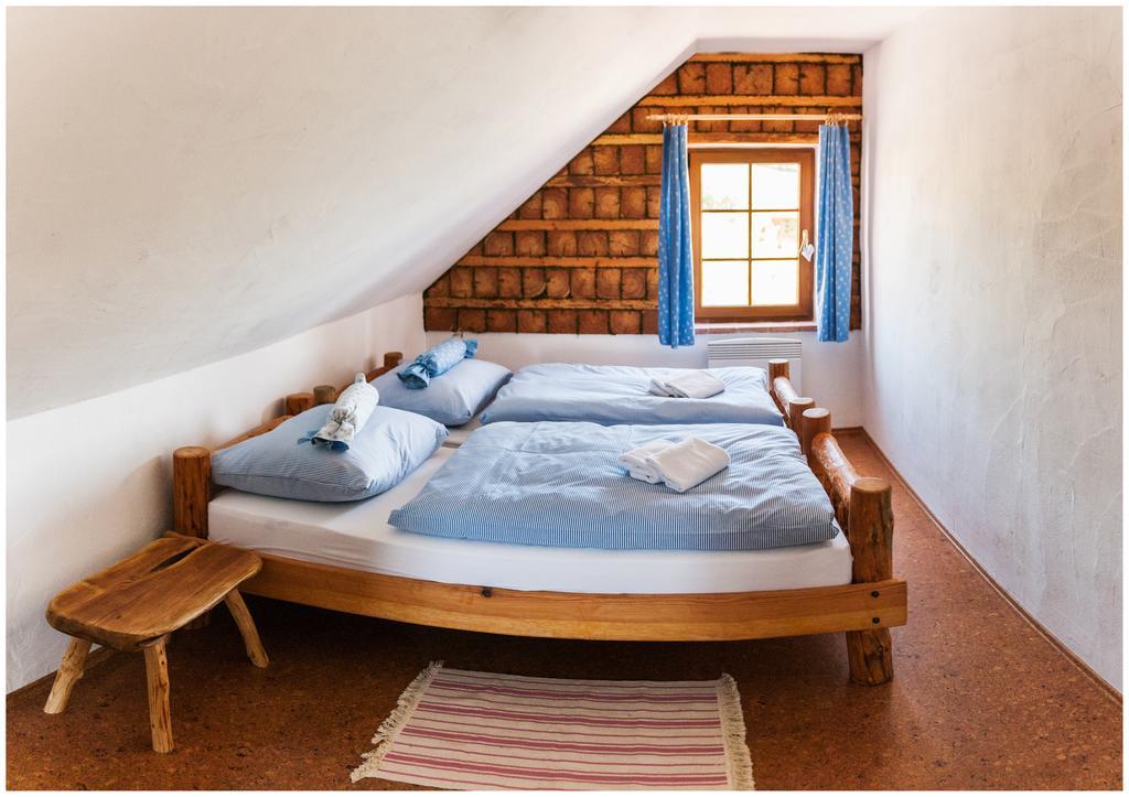 Osada Havranu Hotel Hnanice  Luaran gambar
