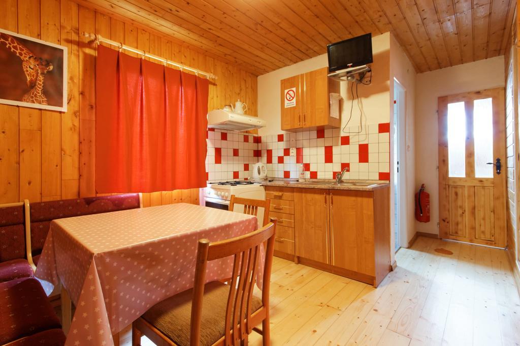 Osada Havranu Hotel Hnanice  Luaran gambar